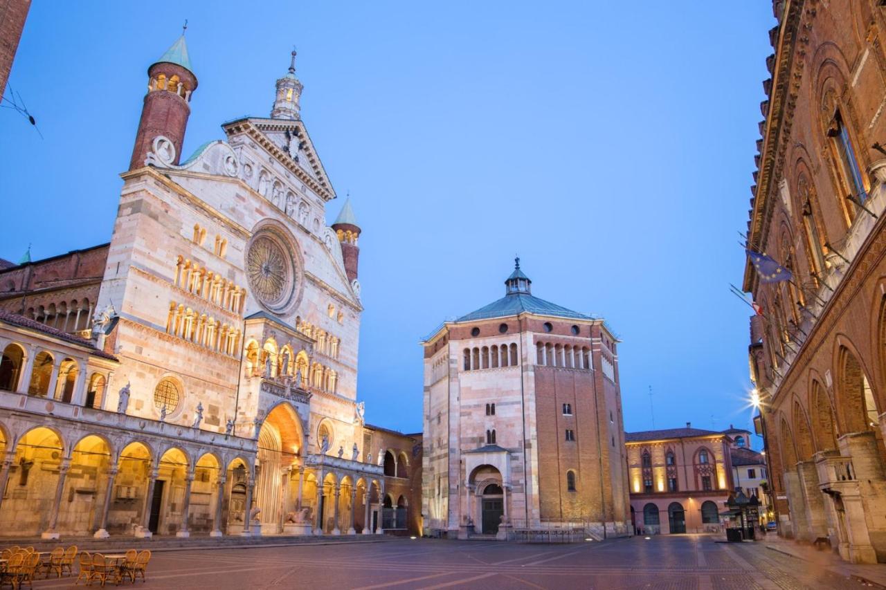 Hotel Continental Cremona Luaran gambar