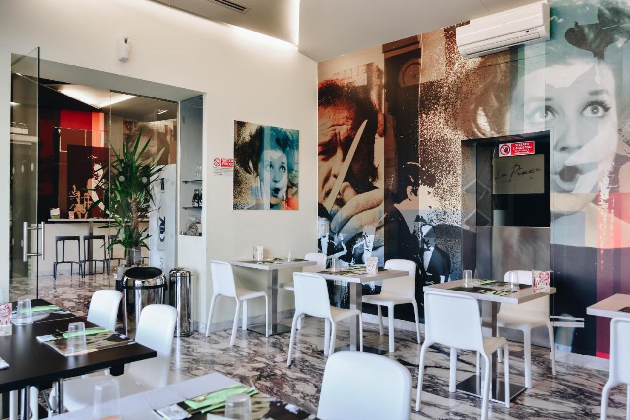 Hotel Continental Cremona Luaran gambar