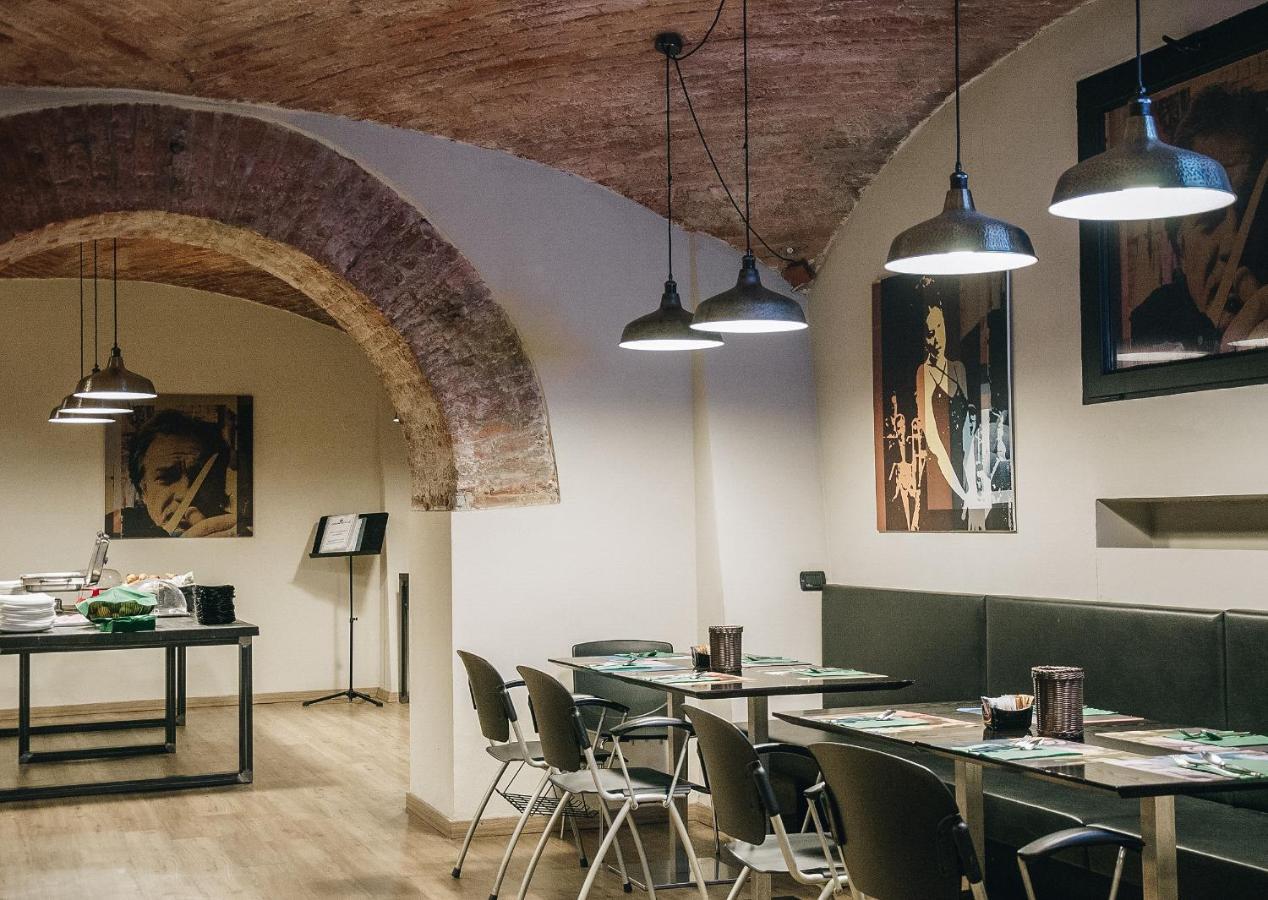 Hotel Continental Cremona Luaran gambar