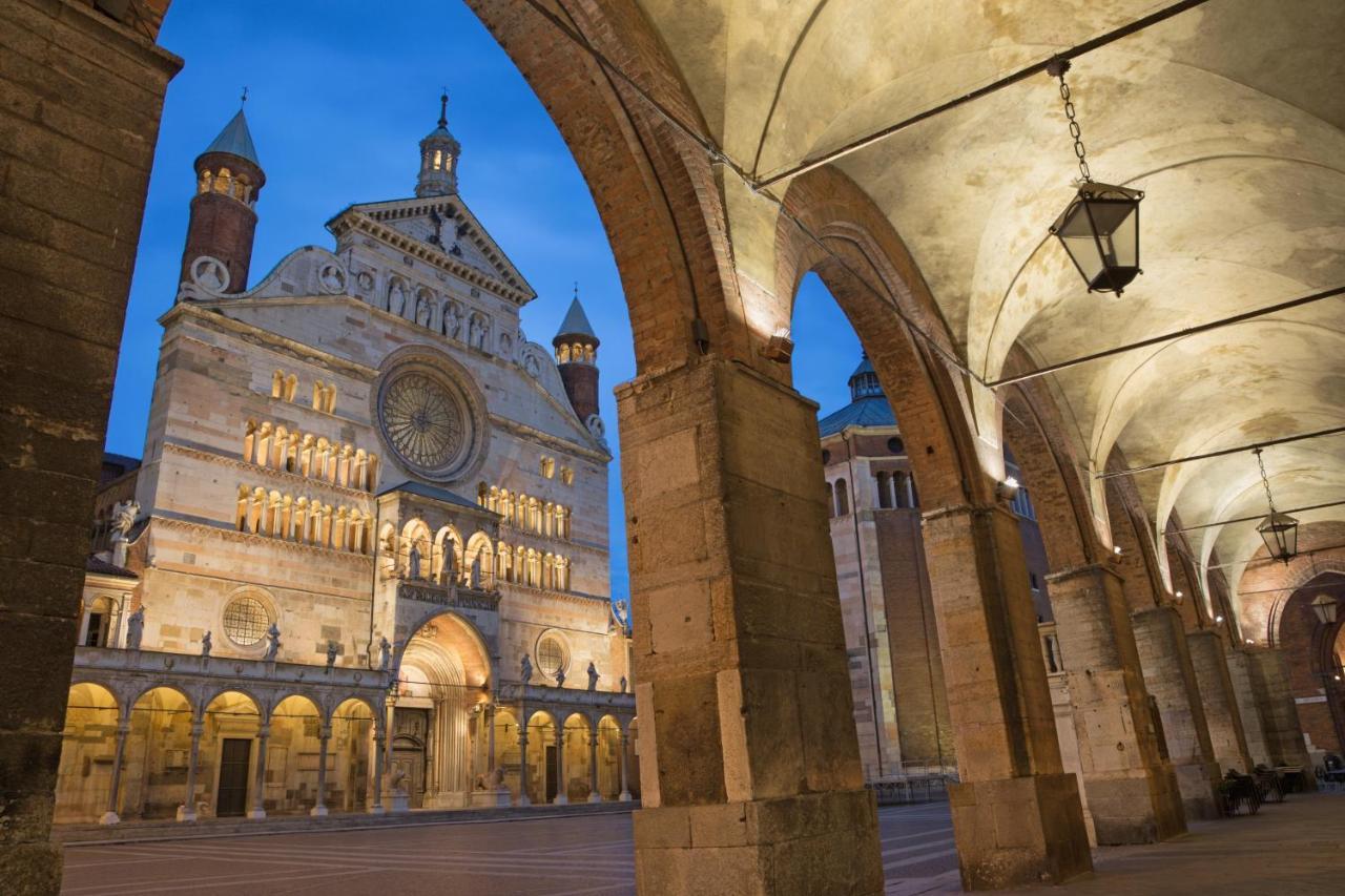 Hotel Continental Cremona Luaran gambar