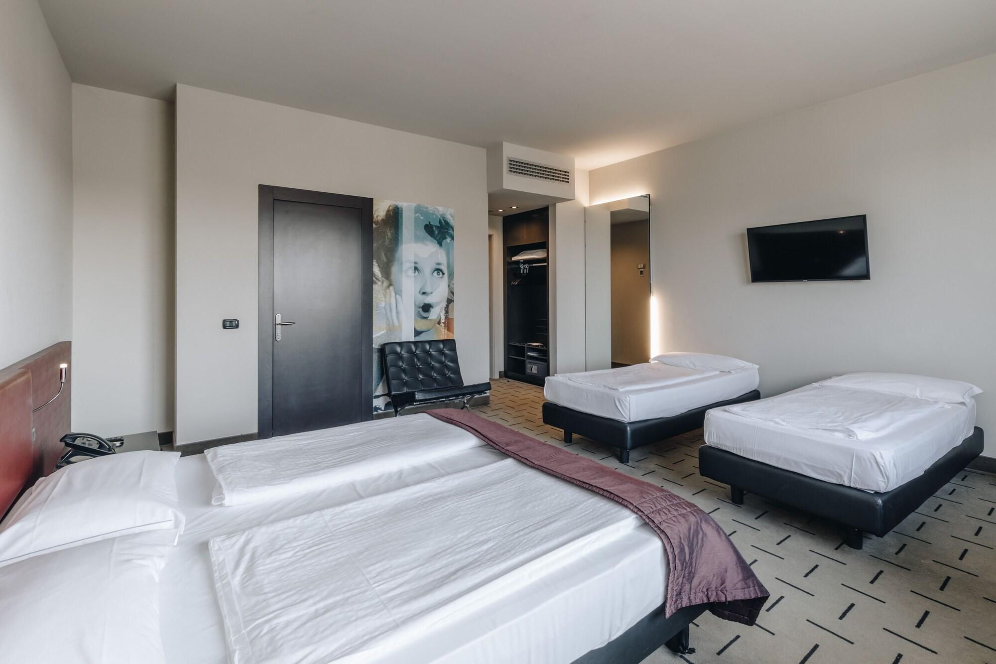 Hotel Continental Cremona Luaran gambar