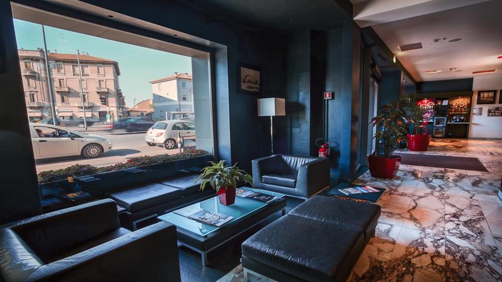 Hotel Continental Cremona Luaran gambar